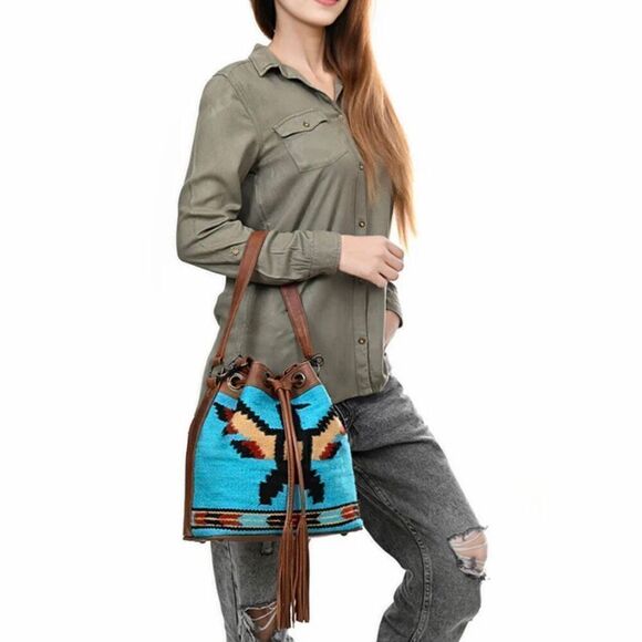 New Western Woven Thunderbird Leather Bucket Handbag Womens Drawstring Purse - Picture 7 of 8